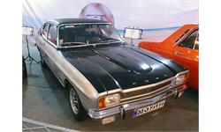 classic car in iran  58
