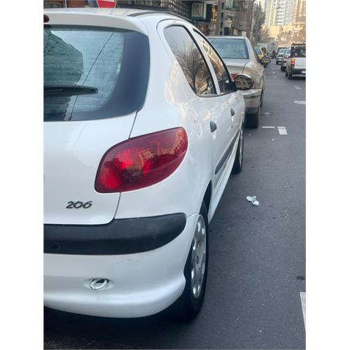 پژو۲۰۶تیپ۲(کاملابی رنگ)مدل۹۶ | ساخت داخل | سایت تخصصی اتومبیل و اتومبیلرانی ایران 