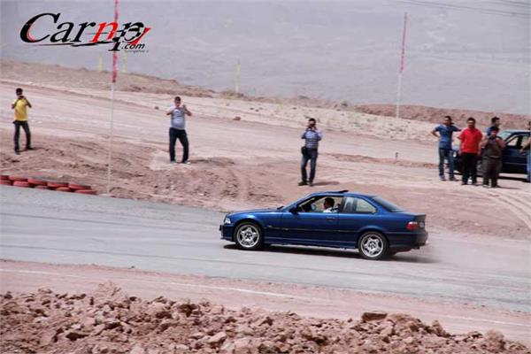 حرکات نمایشی و دور مارشال در پیست  9