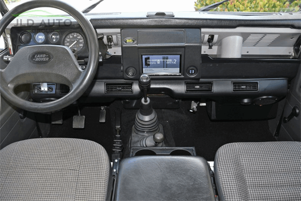 1992،Land Rover Defender 110 15