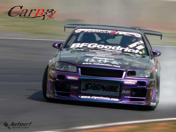 Nissan_Skyline_GT_R 25