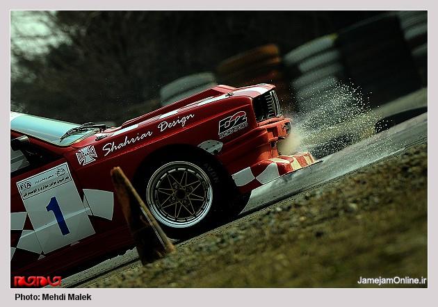 مسابقه سرعت  و اتومبیلرانی  1