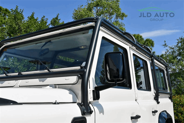 1992،Land Rover Defender 110 26