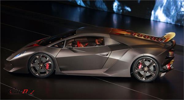 لامبورگینی  4