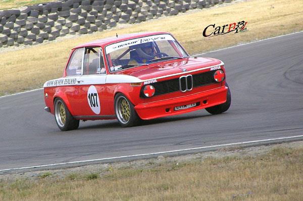 ب ام و 2002  bmw 2002   10