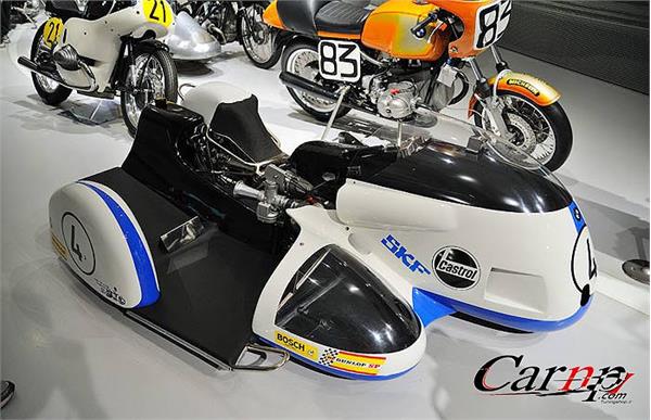 اتومبیل کلاسیک ب ام و  24