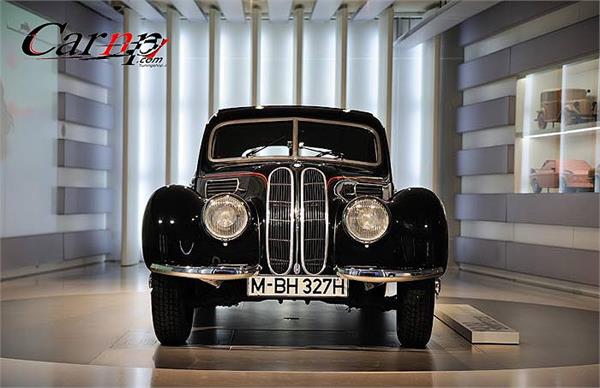 اتومبیل کلاسیک ب ام و  21