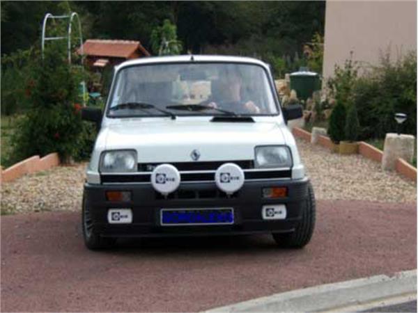 Renault R5 photo 1