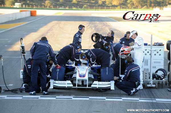 bmw-renault-f1-2009 9
