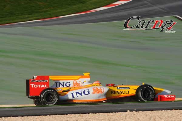 bmw-renault-f1-2009 12