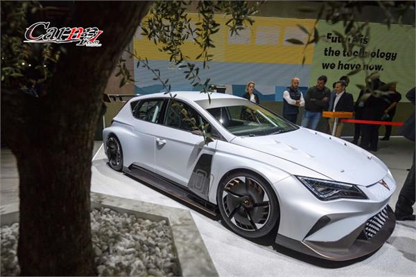 نمایشگاه اتومبیل ژنو 2018 8