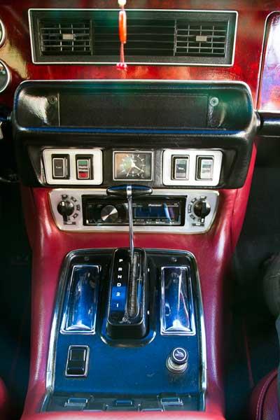 چرم داخل کابین  39