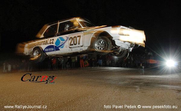 ب ام و 2002  bmw 2002   11