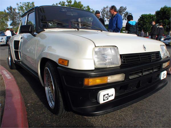 Renault R5 photo 16