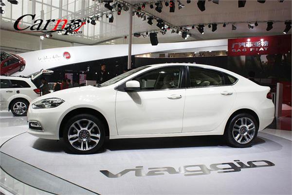 نمایشگاه اتومبیل  1