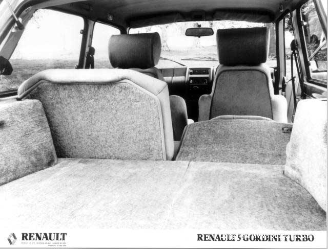 Renault R5 photo 15
