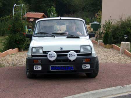 Renault R5 photo 1