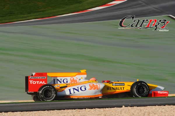 bmw-renault-f1-2009 12