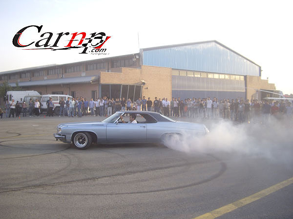 هشت سیلندر 12