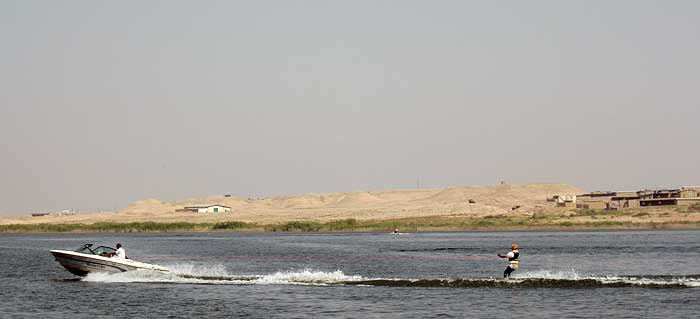 دریاچه تفریحی تهران 18