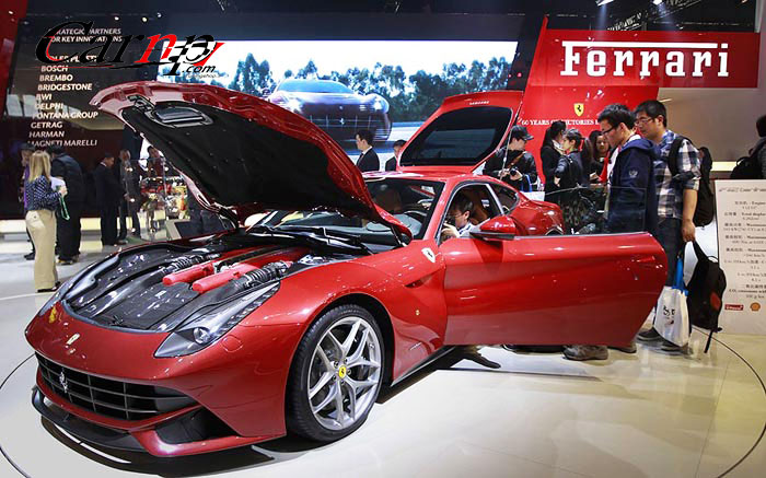 نمایشگاه اتومبیل  2