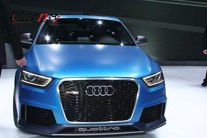 نمایشگاه اتومبیل  1