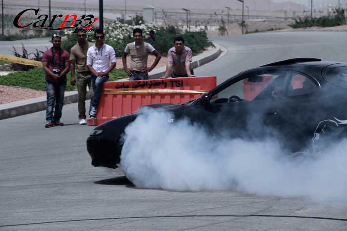 حرکات نمایشی و دور مارشال در پیست  3