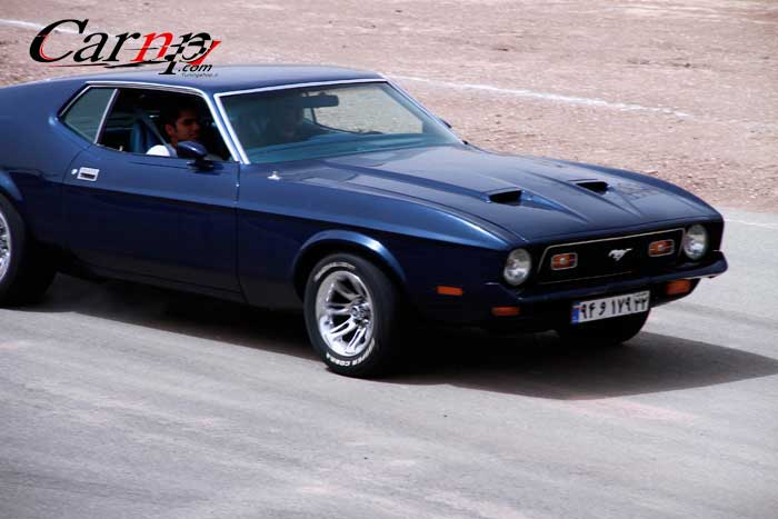 حرکات نمایشی و دور مارشال در پیست  10