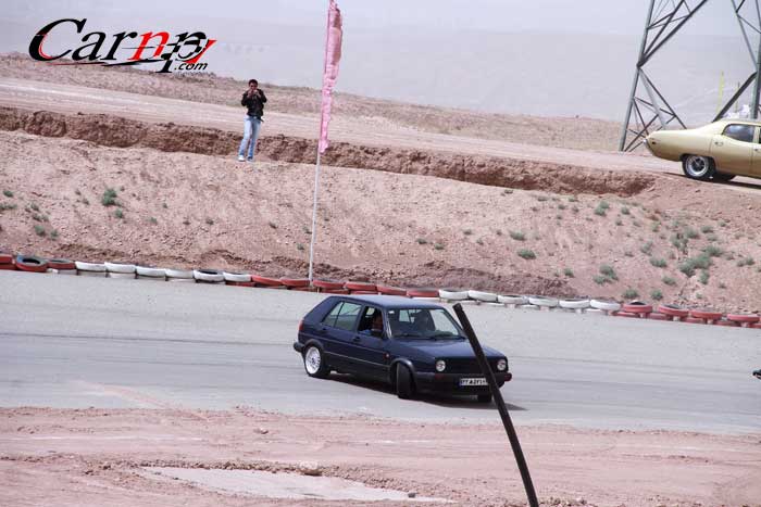 حرکات نمایشی و دور مارشال در پیست  18