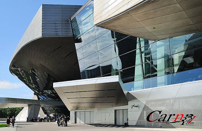 اتومبیل کلاسیک ب ام و  4