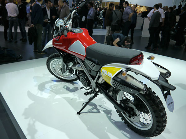 نمایشگاه موتورسیکلت 10