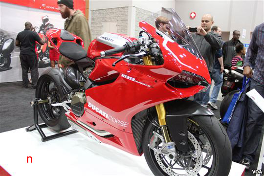 نمایشگاه موتورهای سنگین و سفارشی  13