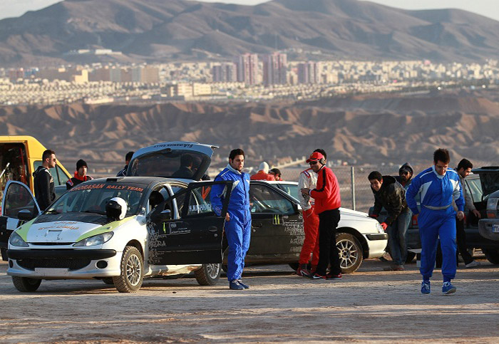 مسابقات رالی  1