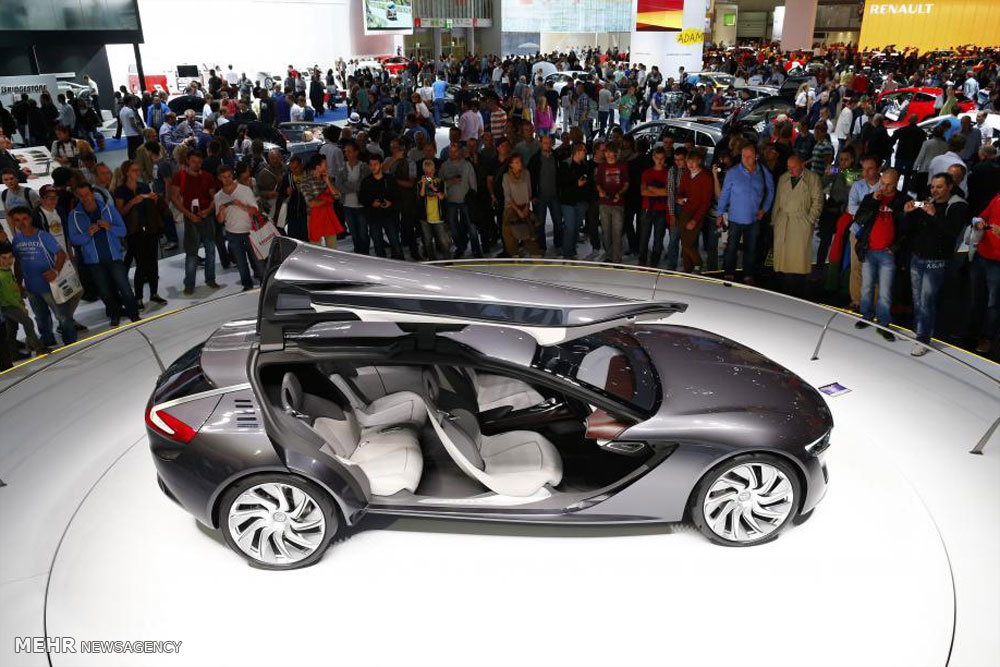 طراحی  اتومبیل های اینده  8
