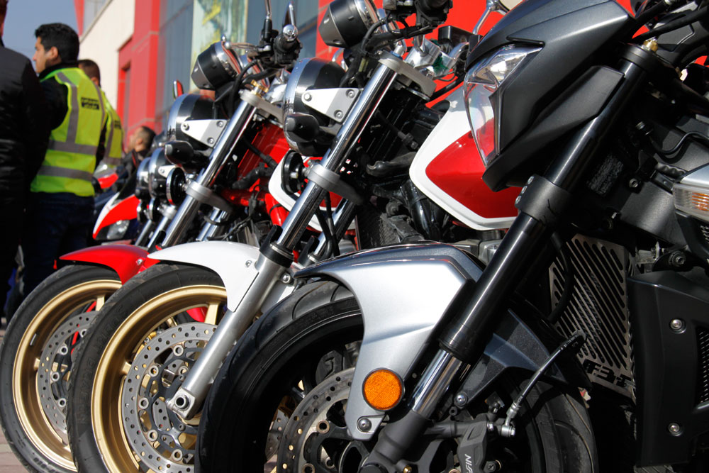 iran classic car site 25