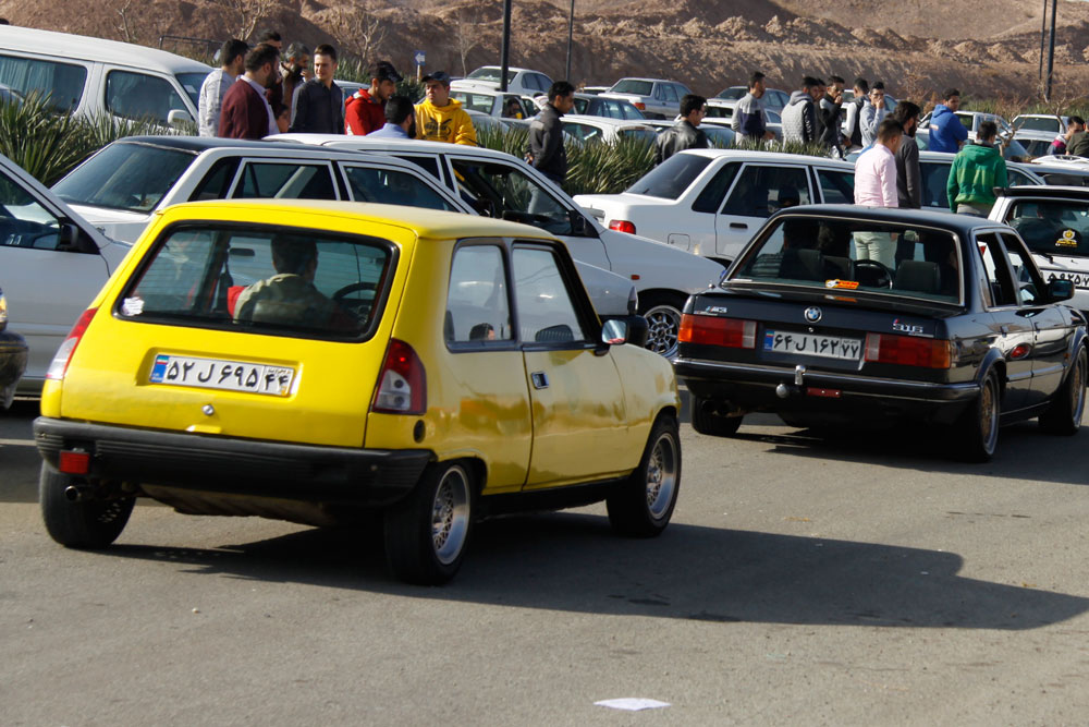 iran classic car site 27