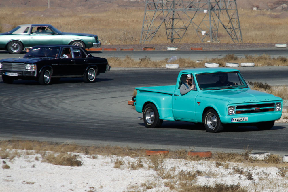 iran classic car site 14