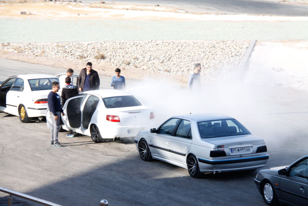 iran classic car site 23