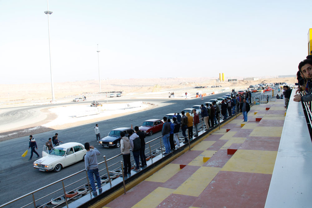 iran classic car site 26