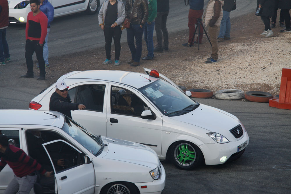 iran classic car site 15