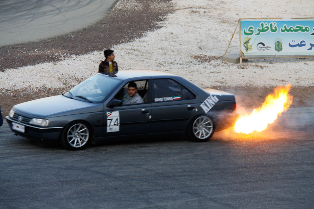 iran classic car site 19