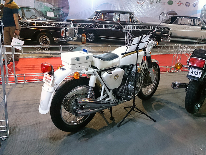 classic car in iran  31