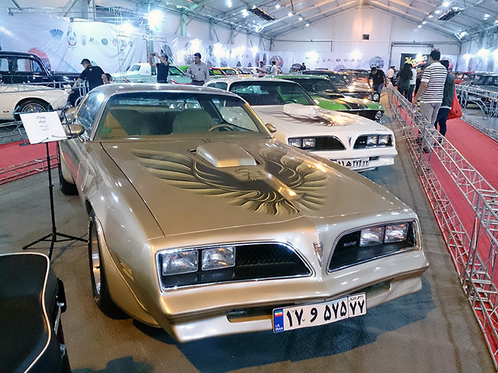 classic car in iran  36