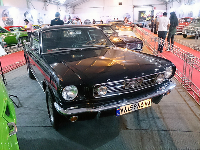 classic car in iran  39