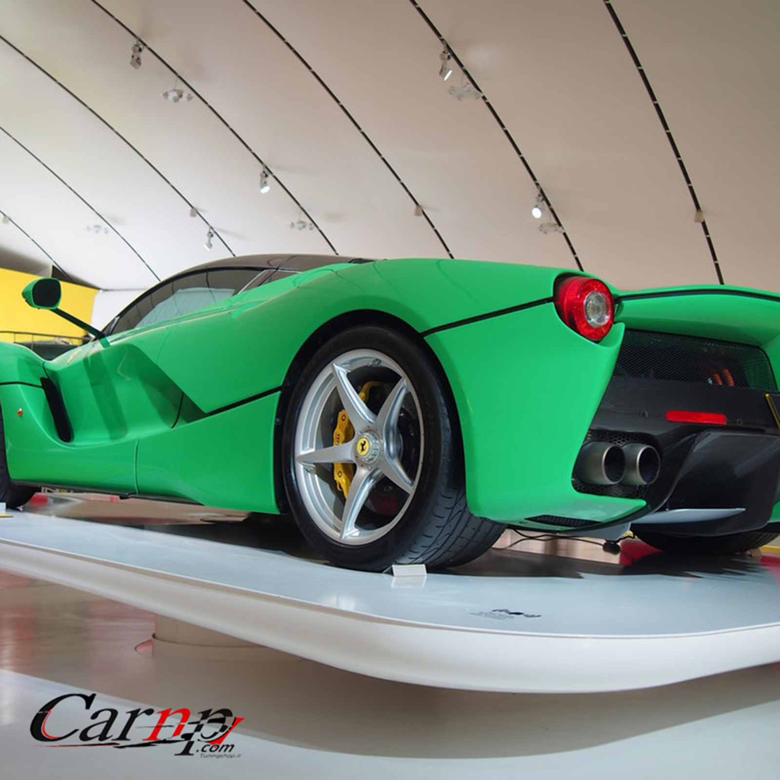 موزه فراری انزو  10