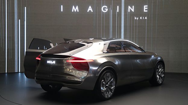 ماشین جدید کیا سال 2021 2