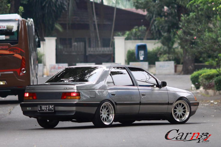 تاریخچه پژو 405 17