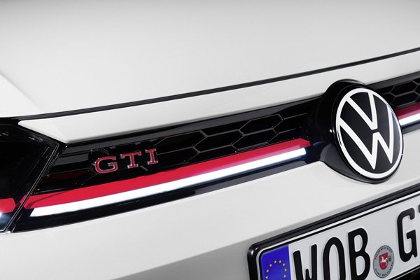 x2021-volkswagen-polo-gti 2
