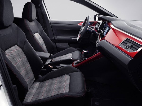 x2021-volkswagen-polo-gti 7