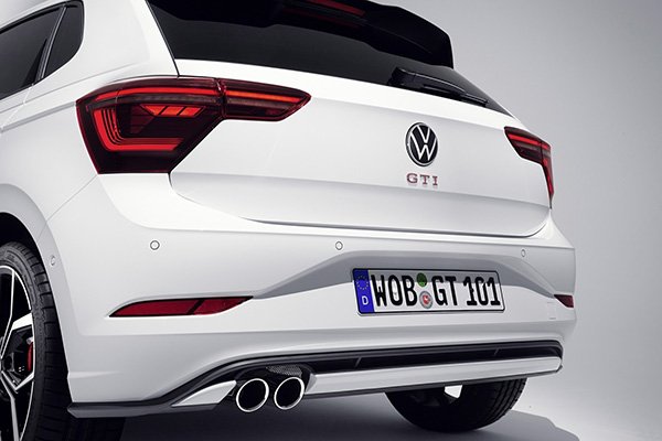 x2021-volkswagen-polo-gti 8